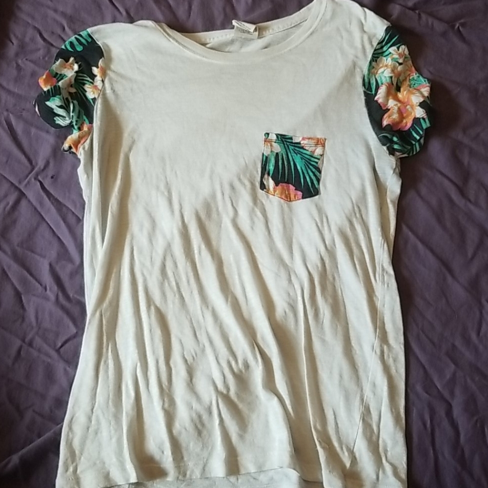 womens PINK tee shirt